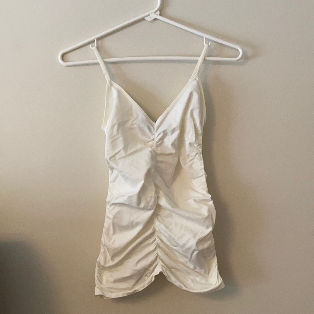 BCBG v neck cream camisole with scrunch detailing